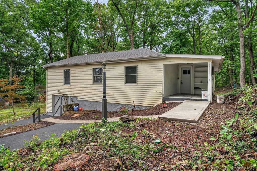 15 Arcadian Trail, Monroe, NY 10950 — photo 2