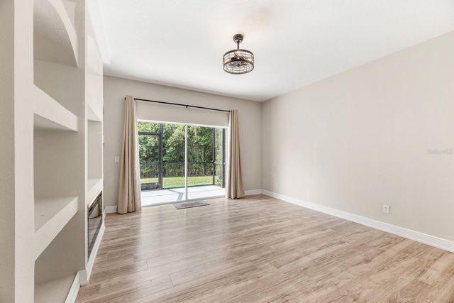 6116 SKYLARKCREST DRIVE, Lithia, FL 33547