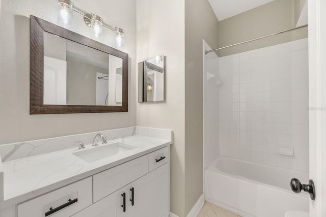6116 SKYLARKCREST DRIVE, Lithia, FL 33547