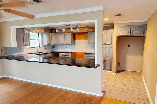 20111 Rio Villa Drive, Houston, TX 77049
