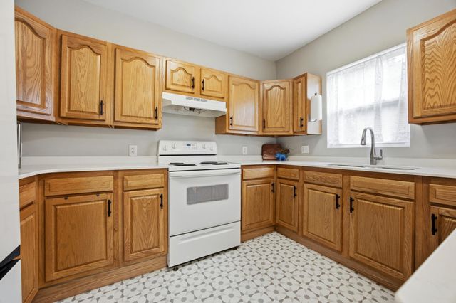 905 3rd Street N, Fargo, ND 58102
