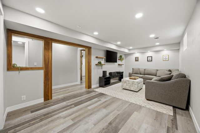 905 3rd Street N, Fargo, ND 58102