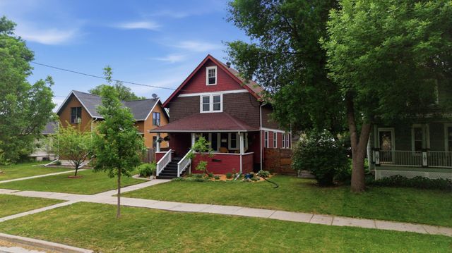 905 3rd Street N, Fargo, ND 58102