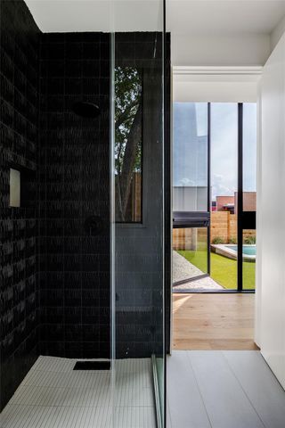 2114 Lawnmont Ave, Austin, TX 78756