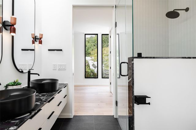 2114 Lawnmont Ave, Austin, TX 78756