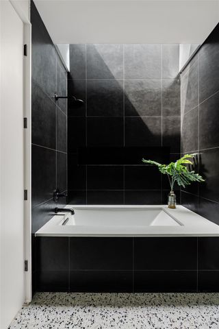 2114 Lawnmont Ave, Austin, TX 78756