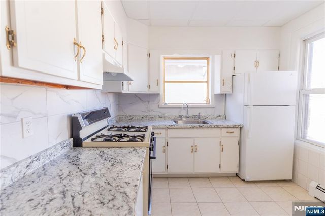 125 Clark Place 123, Elizabeth, NJ 07206