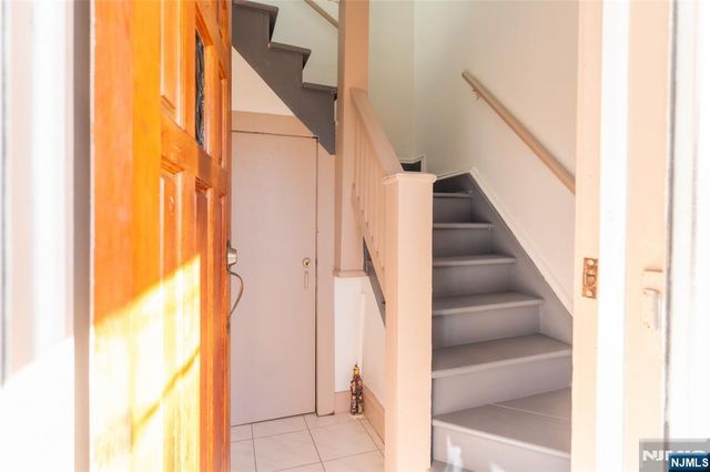 125 Clark Place 123, Elizabeth, NJ 07206