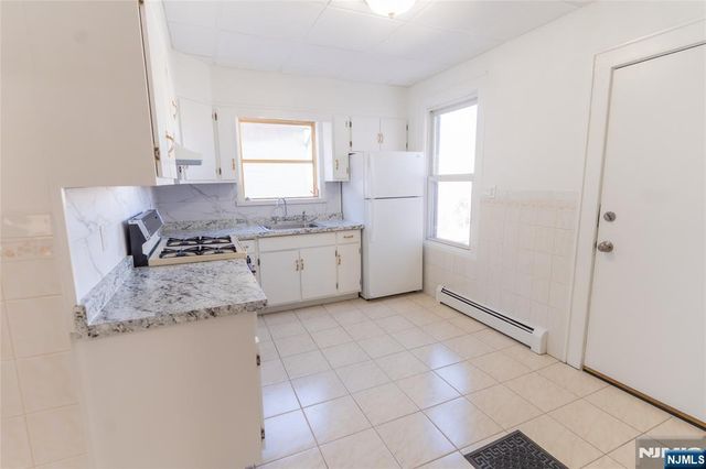 125 Clark Place 123, Elizabeth, NJ 07206