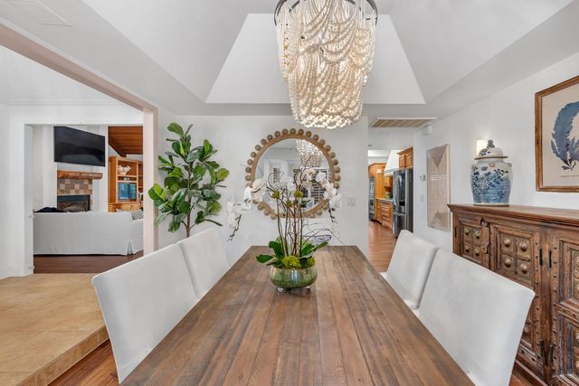 859 E Partridge Lane, Fresno, CA 93730