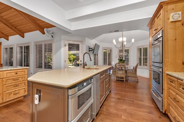 859 E Partridge Lane, Fresno, CA 93730