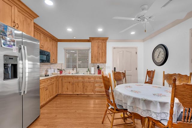 859 E Partridge Lane, Fresno, CA 93730