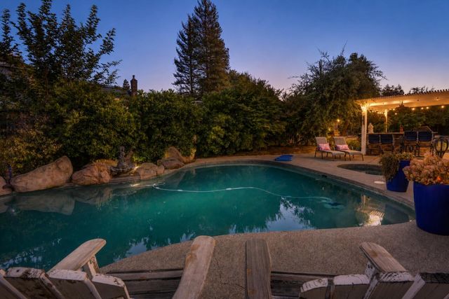 859 E Partridge Lane, Fresno, CA 93730
