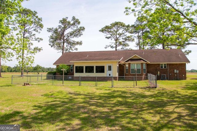 68 Smart Road, Baxley, GA 31513