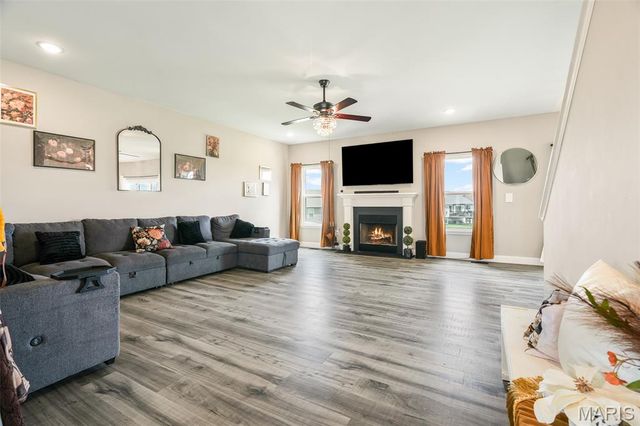 228 Wayfair Landing, St Charles, MO 63301