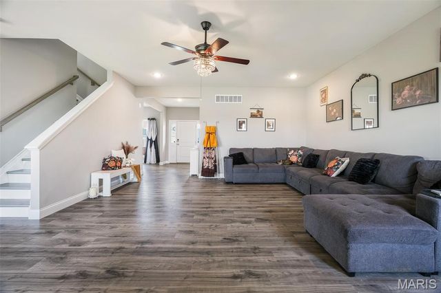 228 Wayfair Landing, St Charles, MO 63301
