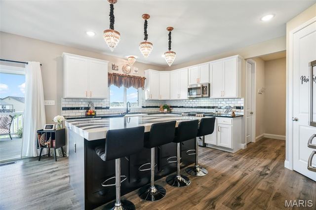 228 Wayfair Landing, St Charles, MO 63301