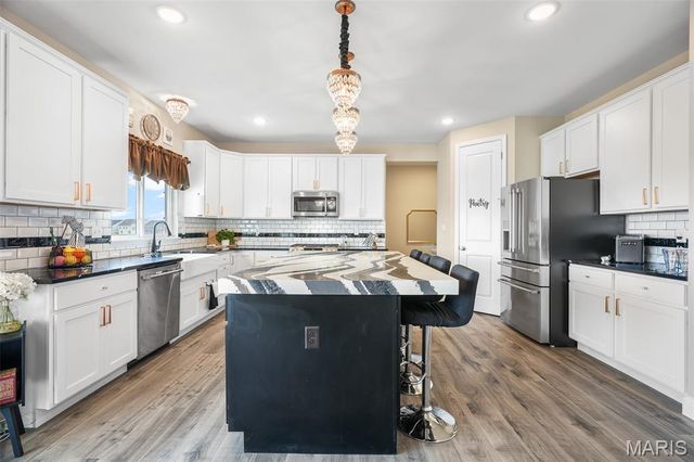 228 Wayfair Landing, St Charles, MO 63301