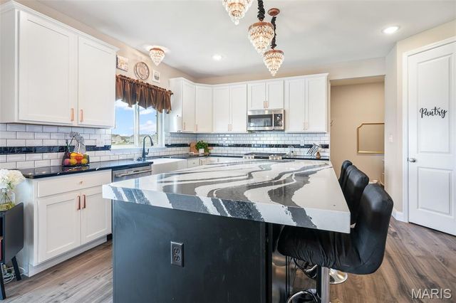 228 Wayfair Landing, St Charles, MO 63301