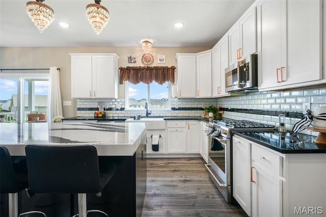 228 Wayfair Landing, St Charles, MO 63301