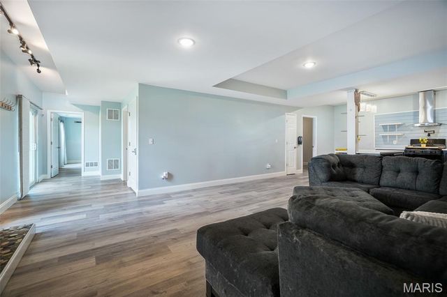 228 Wayfair Landing, St Charles, MO 63301