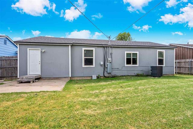 825 NW 35th ST, Lawton, OK 73505
