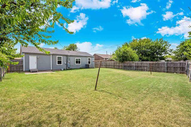 825 NW 35th ST, Lawton, OK 73505