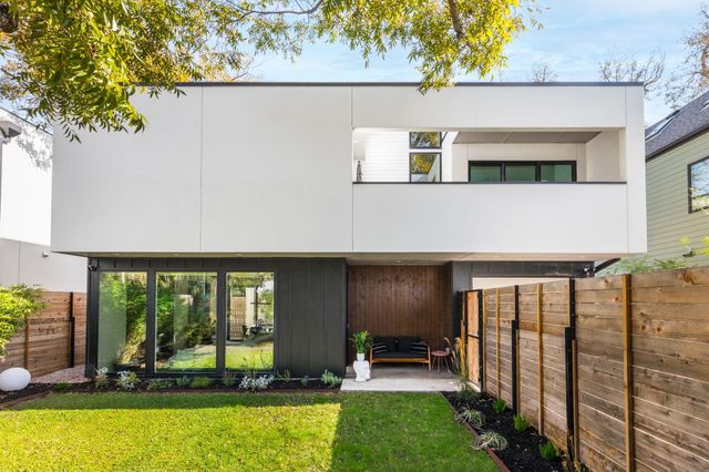631 Tillery ST 1, Austin, TX 78702