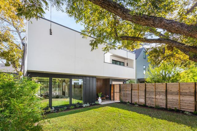 631 Tillery ST 1, Austin, TX 78702