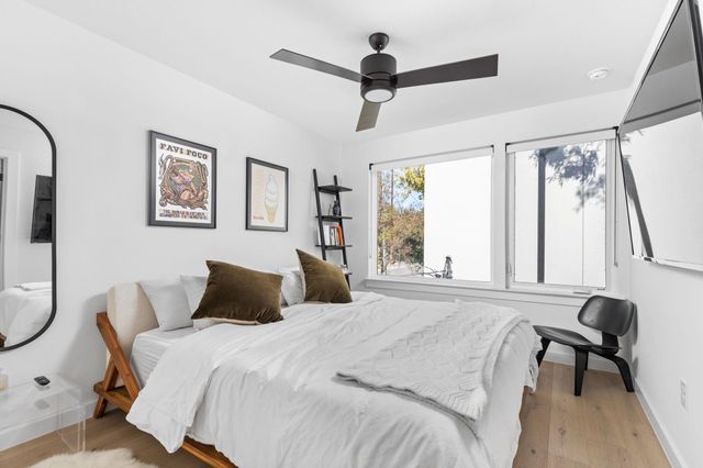 631 Tillery ST 1, Austin, TX 78702