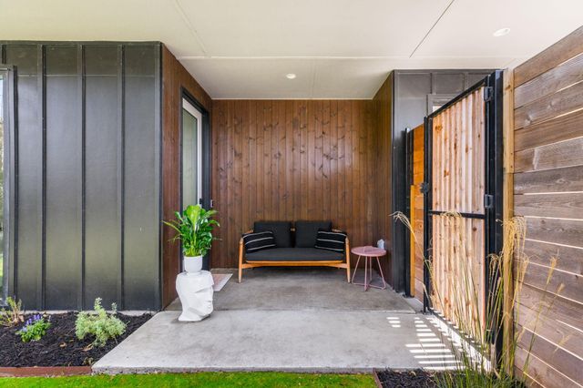 631 Tillery ST 1, Austin, TX 78702