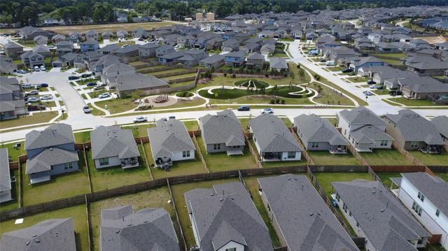 15369 Dapple Bluff Lane, Conroe, TX 77302