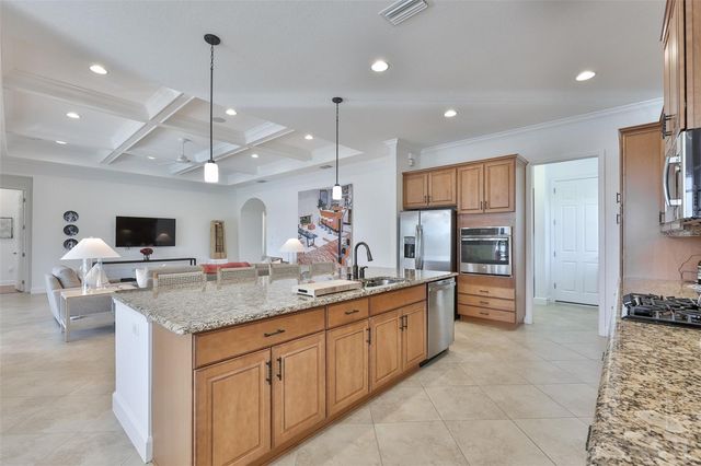 2233 S PEBBLE BEACH BOULEVARD, Sun City Center, FL 33573