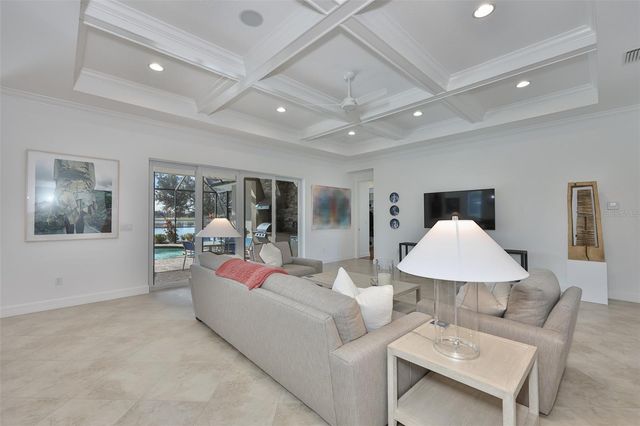 2233 S PEBBLE BEACH BOULEVARD, Sun City Center, FL 33573