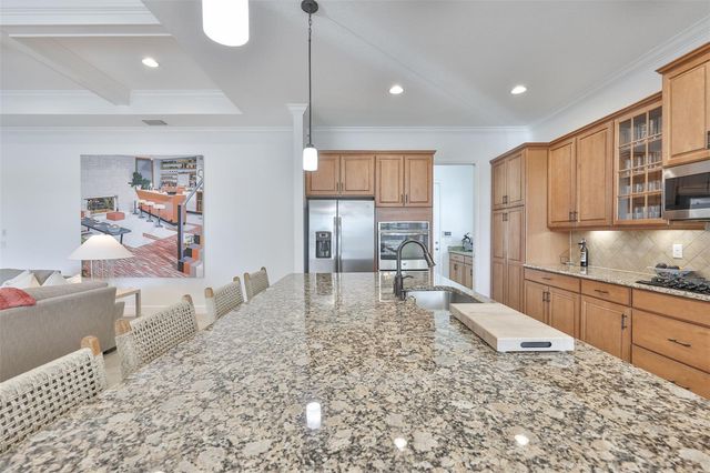 2233 S PEBBLE BEACH BOULEVARD, Sun City Center, FL 33573