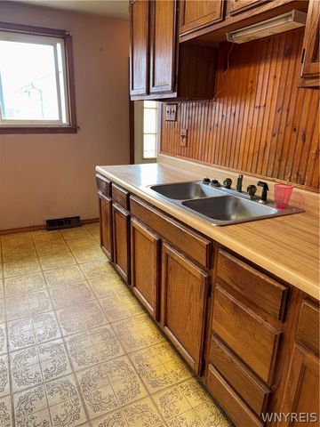3956 Lincoln Avenue, Hamburg, NY 14075