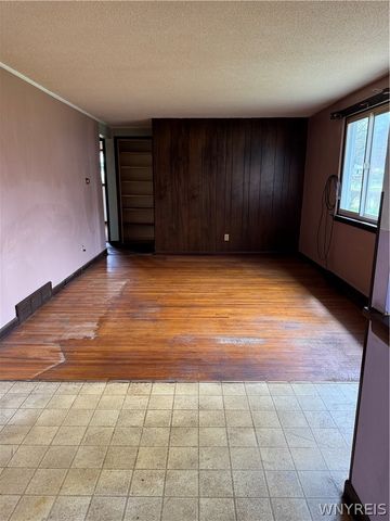 3956 Lincoln Avenue, Hamburg, NY 14075