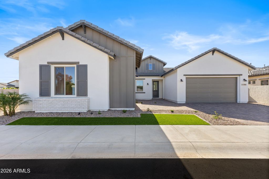 7561 W EVANS Drive, Peoria, AZ 85381