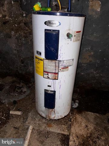 6056 REGENT ST, Philadelphia, PA 19142