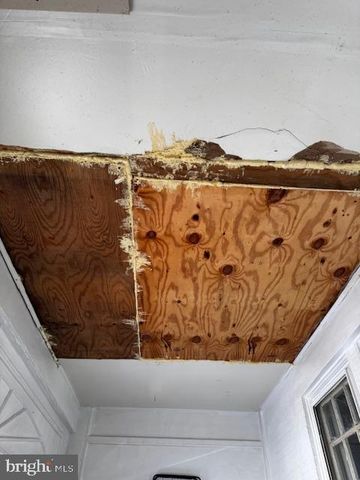 6056 REGENT ST, Philadelphia, PA 19142