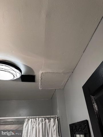 6056 REGENT ST, Philadelphia, PA 19142