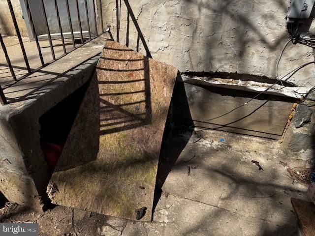 6056 REGENT ST, Philadelphia, PA 19142