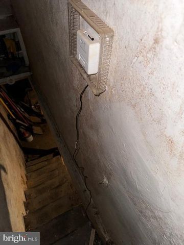 6056 REGENT ST, Philadelphia, PA 19142