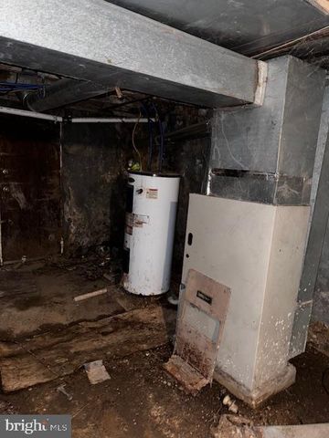 6056 REGENT ST, Philadelphia, PA 19142