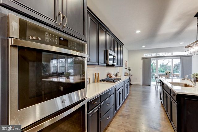 1806 S CENTRAL PARK DR, Middletown, DE 19709
