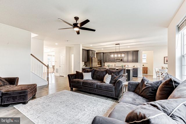 1806 S CENTRAL PARK DR, Middletown, DE 19709