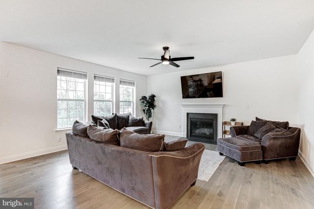 1806 S CENTRAL PARK DR, Middletown, DE 19709