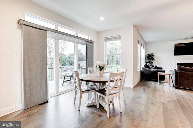 1806 S CENTRAL PARK DR, Middletown, DE 19709