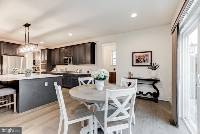1806 S CENTRAL PARK DR, Middletown, DE 19709