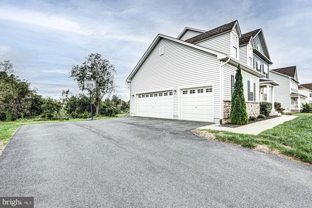 1806 S CENTRAL PARK DR, Middletown, DE 19709